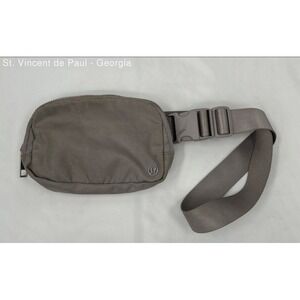 Lululemon Everywhere Belt Bag 1L Brownish Gray Unisex Crossbody Waist Fanny Pack
